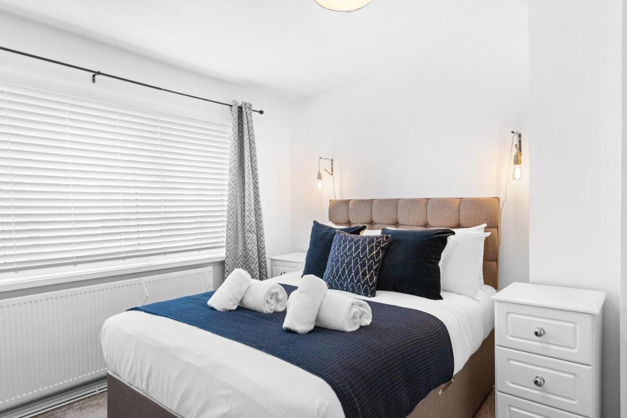 Off Road Parking, Garden, Smart Tv'S In All Rooms! Morriston 외부 사진